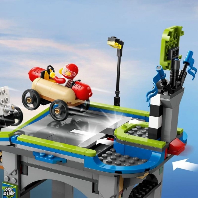 Lego City Bez hranic: Dráha s rampami pro závoďáky