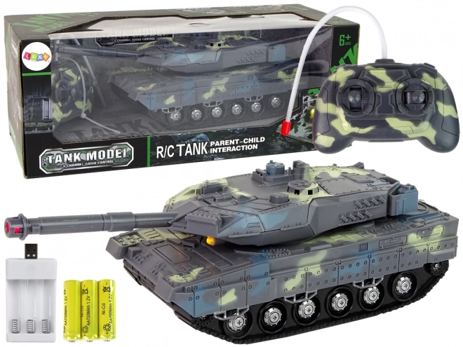 Vojenský tank Dálkově ovládaný Moro Střelba Hluk