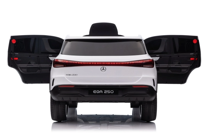 Elektrické auto Mercedes Benz EQA 250 bílé