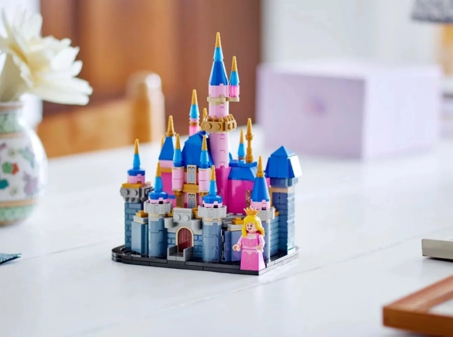 Lego Disney Malý zámek Šípkové Růženky
