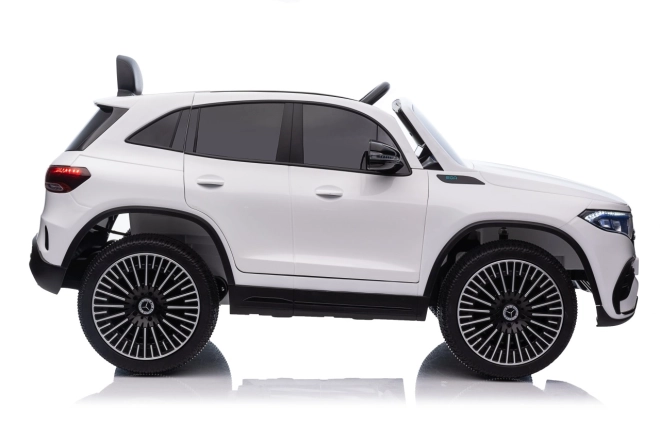 Elektrické auto Mercedes Benz EQA 250 bílé