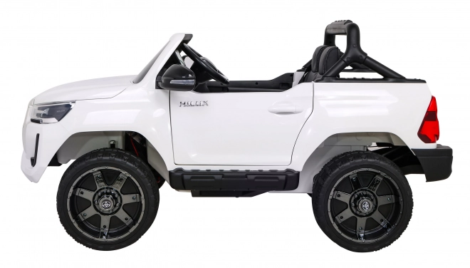 Toyota Hilux baterie pro děti Bílá + pohon 4x4 + dálkové ovládání + 2 nosiče zavazadel + rádio MP3 + LED dioda