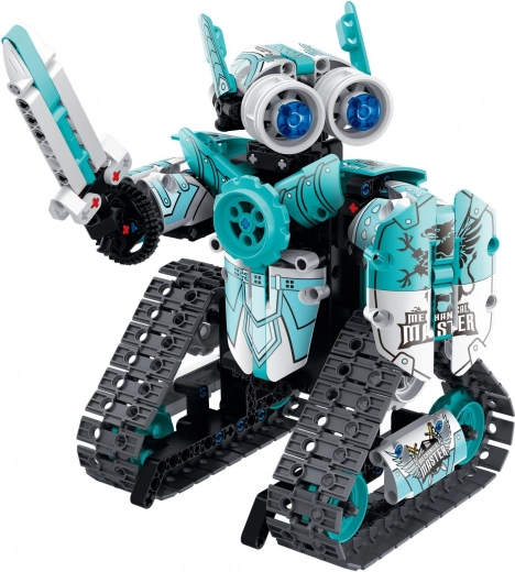Tři modely v jedné krabici