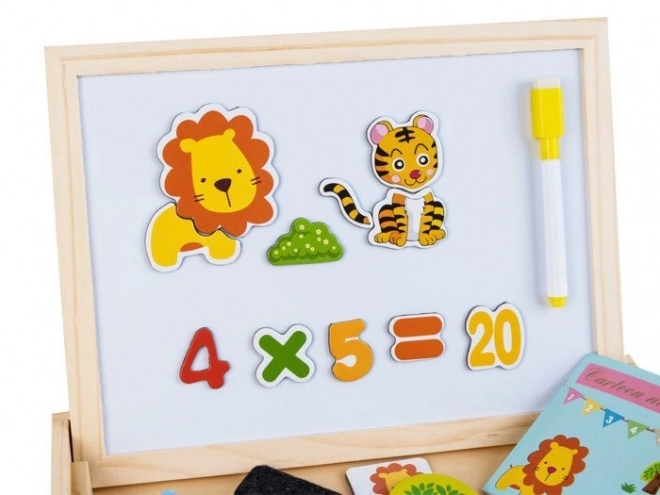 Dřevěná magnetická a křídová tabule s příslušenstvím