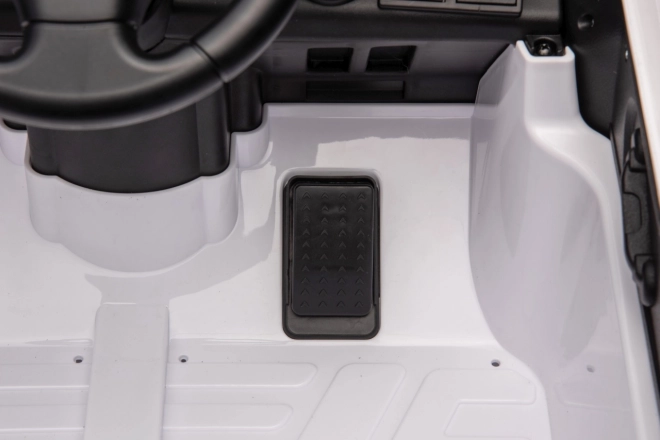 Elektrické autíčko RUF CTR3 bílé