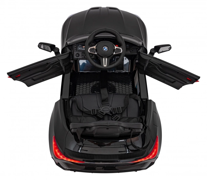 BMW M4 Vehicul Alb – Černé