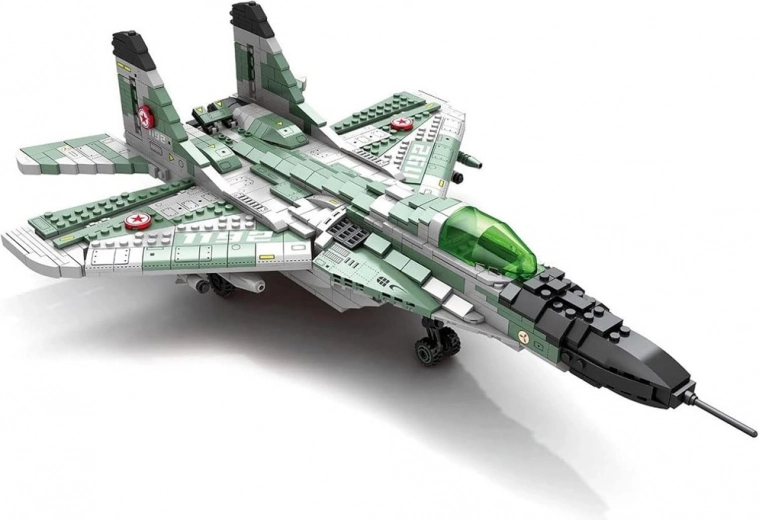 Realistický dvoumotorový design