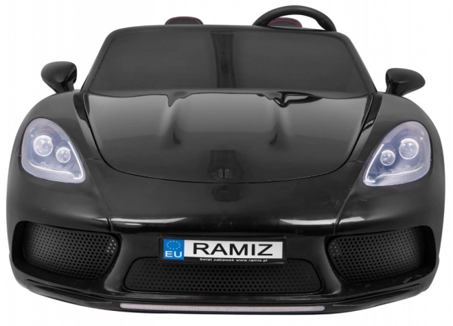 Perfektní elektrické auto pro dvě děti s nafukovacími koly