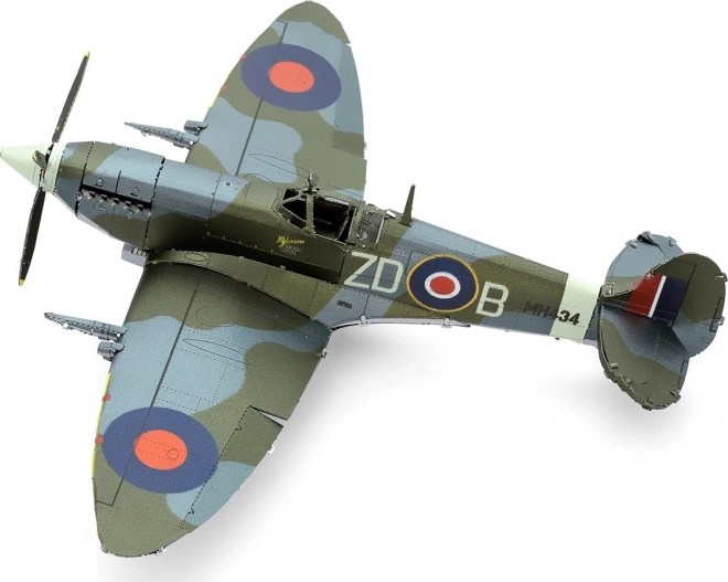 Ikonický SPITFIRE v kovové miniatuře