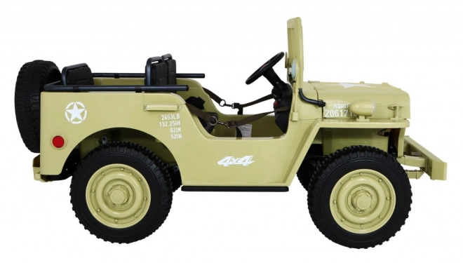 Retro vojenské auto pro děti s 4x4 pohonem, místem pro 3 a EVA kola