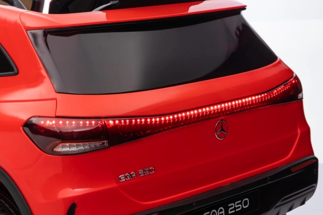 Elektrické autíčko Mercedes-Benz EQA 250 červené