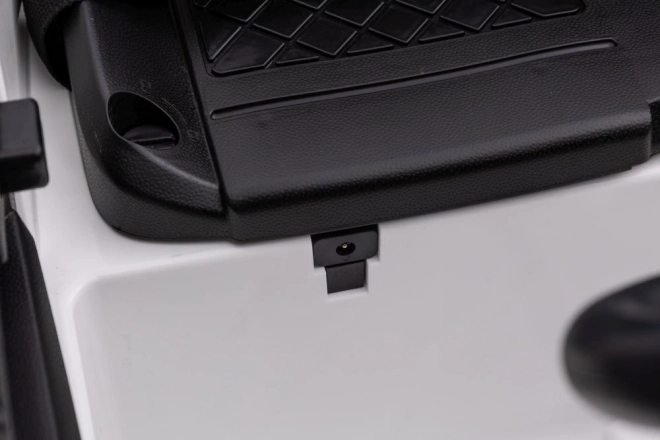 Dětské elektrické autíčko Audi TT RS bílé