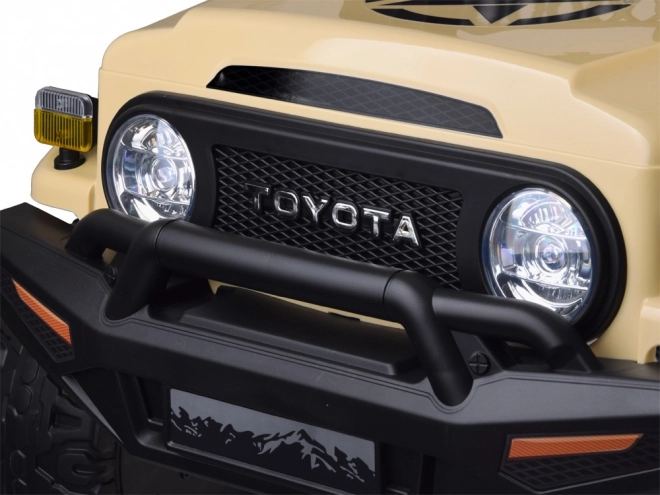 Elektrické autíčko Toyota FJ Cruiser pro děti – Béžová