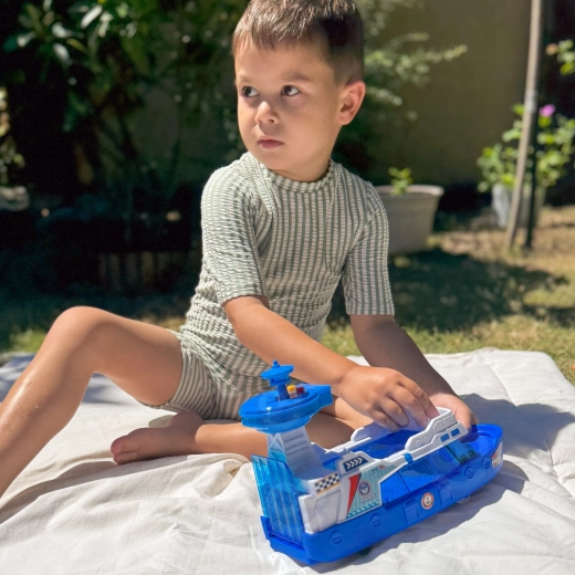 Frikční pohon – jezdí po zemi