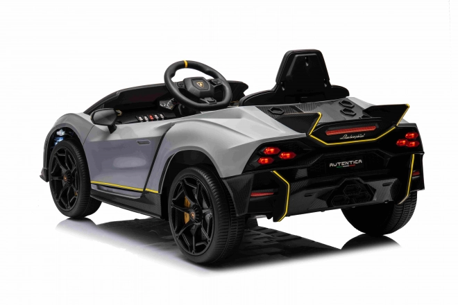 Dětské elektrické autíčko Lamborghini Invencible – šedé