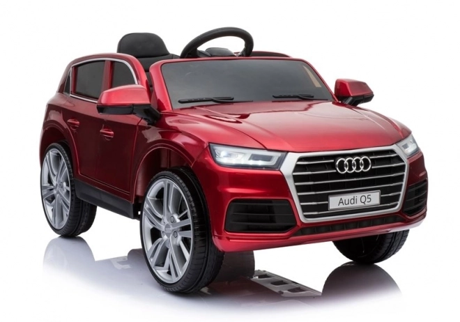 AUDI Q5 Červená baterie