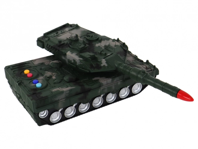 Zelený RC tank