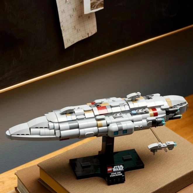 Lego Star Wars Krążník Home One