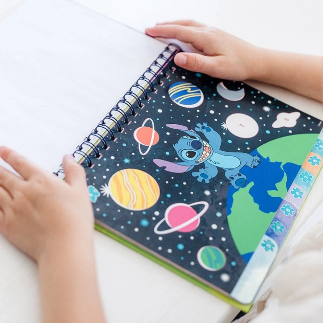 Blok pro děti s aktivitami Stitch - nalepování a malování