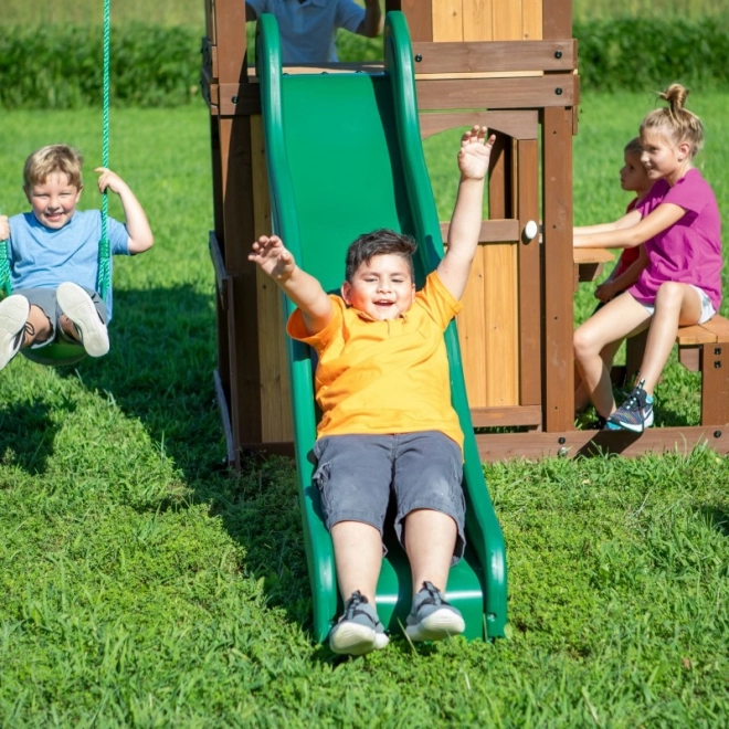 Dřevěné hřiště Lakewood se skluzavkou a houpačkami
