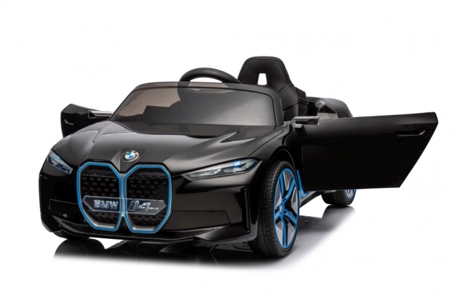Elektrické autíčko BMW i4 4x4 černé