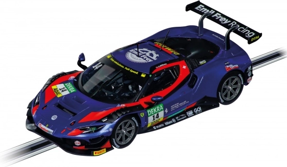 Realistický vzhled a oficiální DTM livery