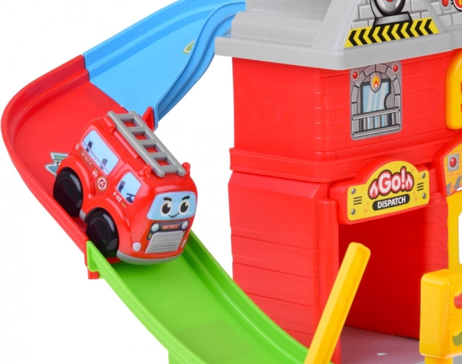 Spirálová dráha od střechy až na zem