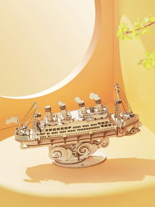 RoboTime dřevěné 3D puzzle Zaoceánský parník