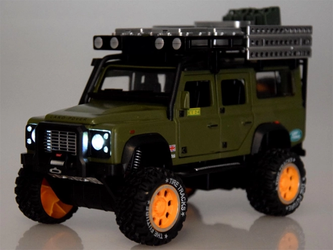 Kovový terénní vůz se zvukem a LED světly
