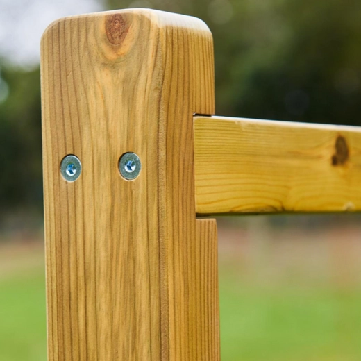 Stabilní a odolná konstrukce do exteriéru