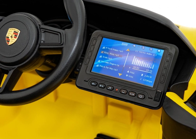 Elektrické autíčko Porsche 718 s MP4 audio panelem – Žluté