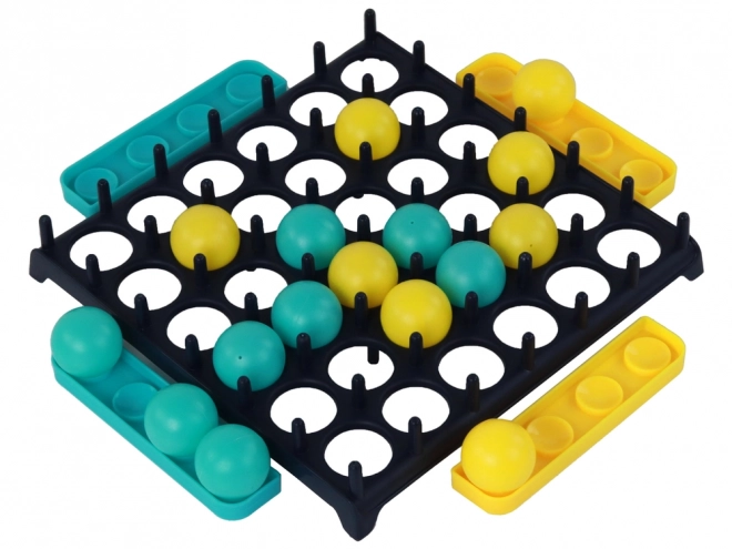 Herní deska pro házení puzzle koulí