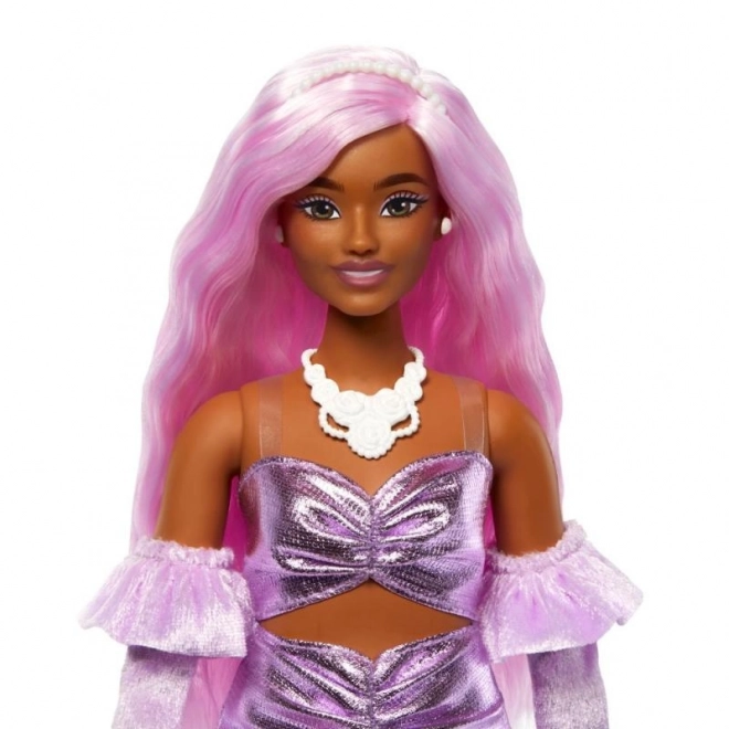 Panenka Barbie Deluxe Modelka v metalických šatech