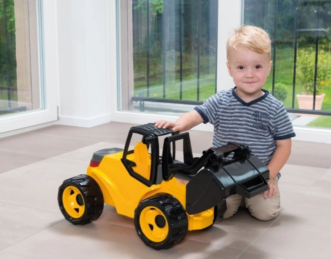 Velký žlutočerný nakladač Giga Trucks