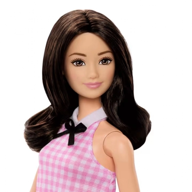 Barbie Modelka - kostičkované šaty HRH21 TV