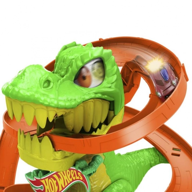 T-rex útočí na hasičskou stanici z Hot Wheels city