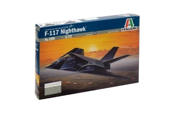 Plastikový model letadla F-117A Stealth ke slepení