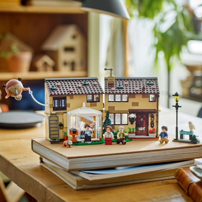 Kostky LEGO Harry Potter Privet Drive: Návštěva tetičky Marge