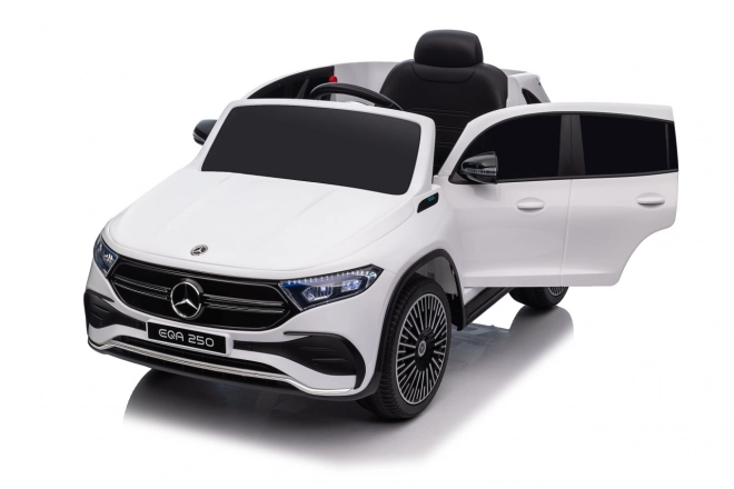 Elektrické auto Mercedes Benz EQA 250 bílé