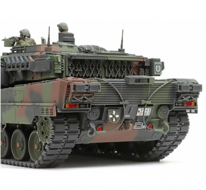 Plastikový model německého tanku Leopard 2 A7V