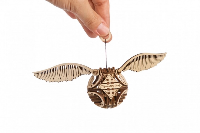 Ugears 3D dřevěné mechanické puzzle Zlatonka, Harry Potter