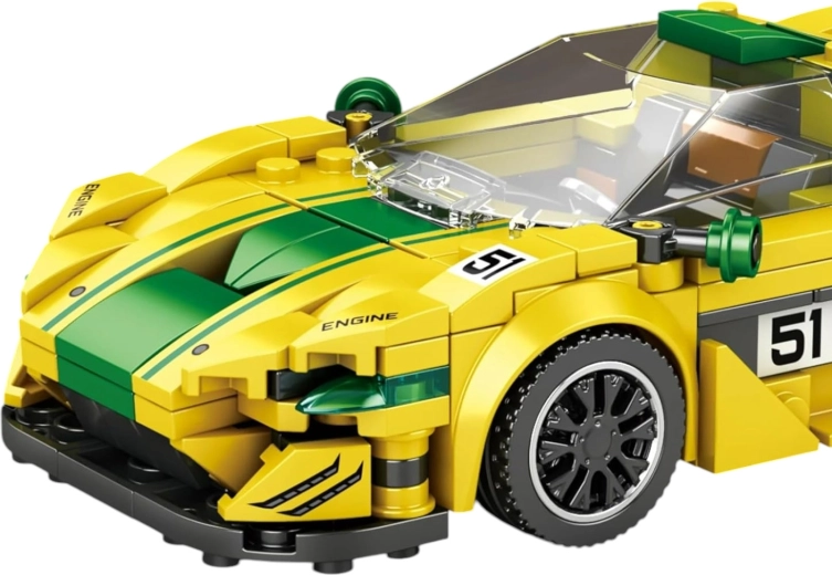 Závodní design s funkčními prvky