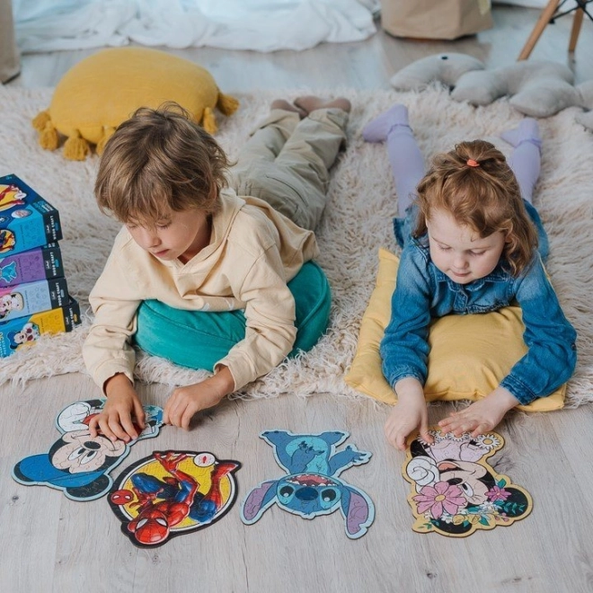 Dřevěné puzzle junior - V Mickeyho světě 50 dílků