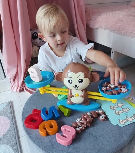 Páková váha se zvířátky – Opička