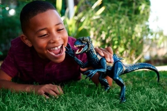 Útočící Indoraptor se Zvuky