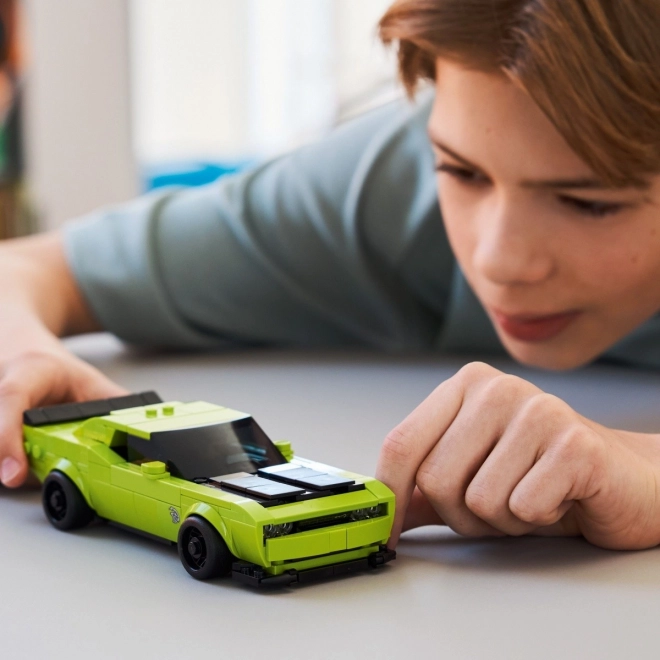 LEGO Speed Champions Sportovní Auto Dodge Challenger SRT Hellcat
