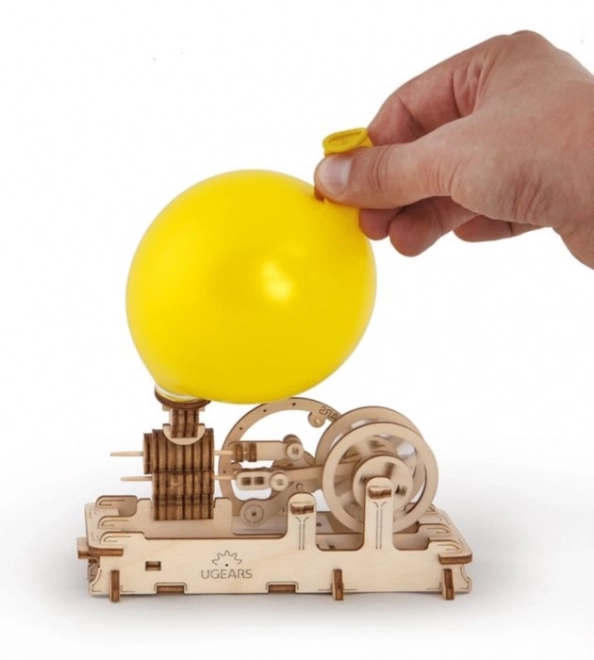Ugears 3D puzzle motor