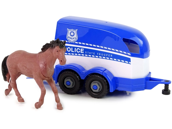 Přeprava policejního koně jako doopravdy