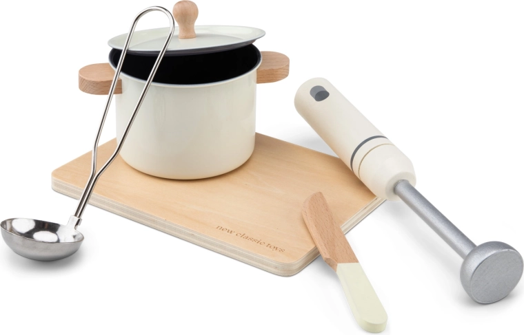 Kvalitní dřevěné a kovové provedení