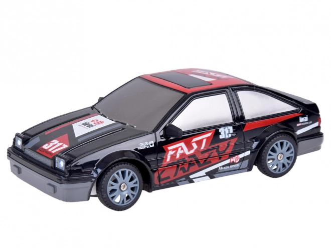 Závodní auto na dálkové ovládání pro drift